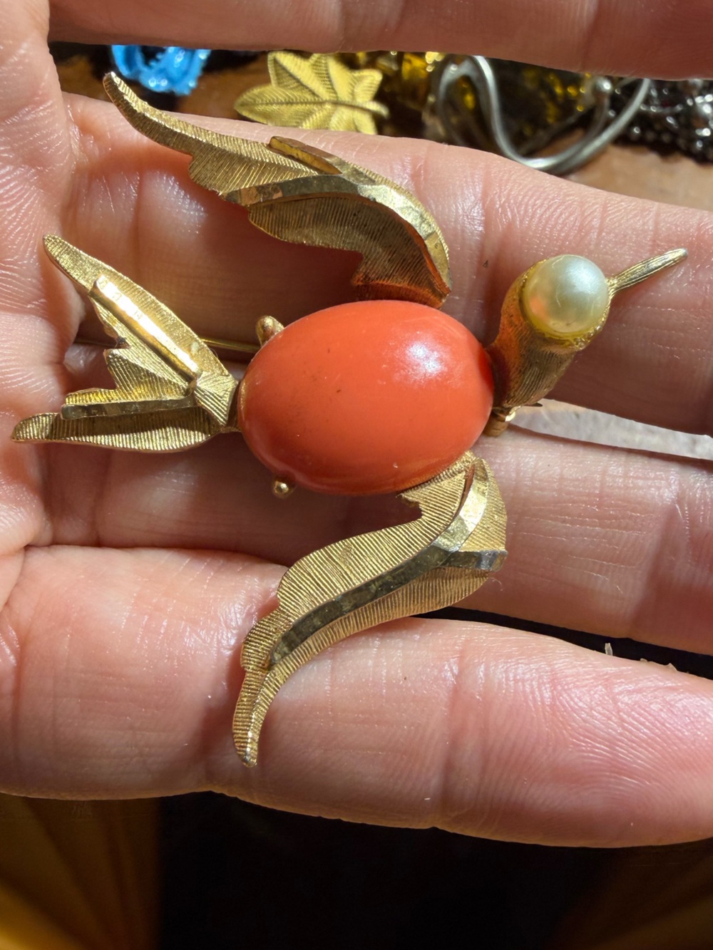 Vintage BSK Gold Tone Pearl Orange Peach Cabochon Jelly Bird Pin Brooch